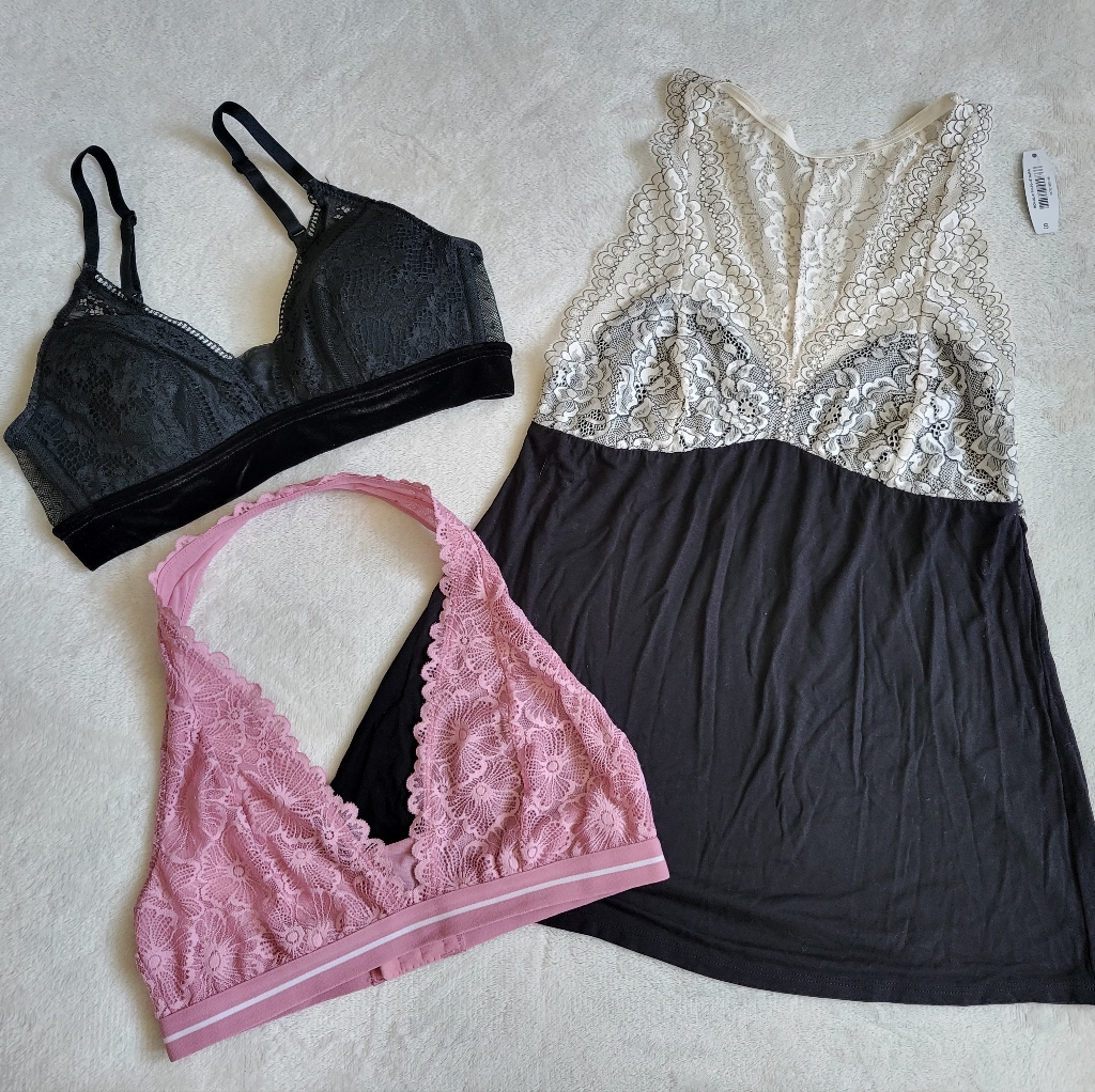 [Intimates Bundle] Size Small